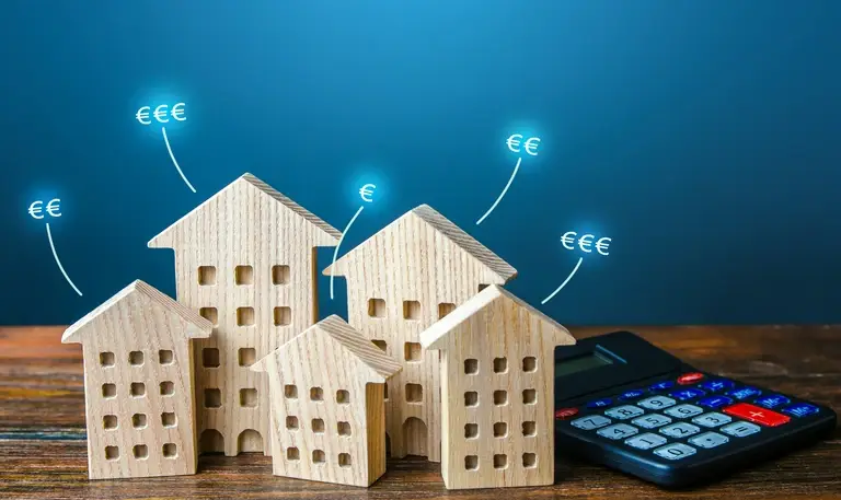 Kalkulator i długopis